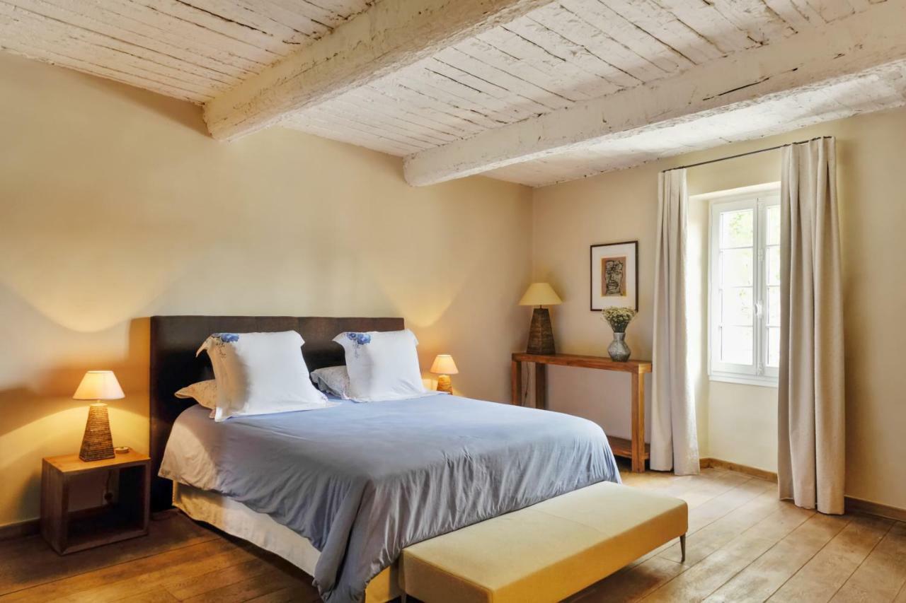 Maison Hache Eygalieres  Bagian luar foto