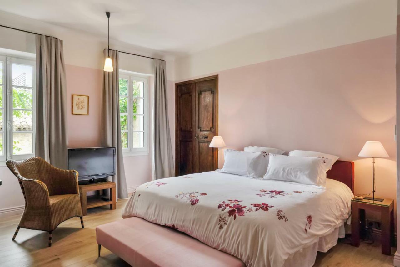 Maison Hache Eygalieres  Bagian luar foto